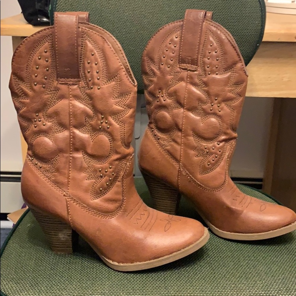 Brown cowboy boots